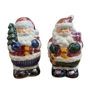 Vintage Santa Claus Cute  Red Green Salt & Pepper Shakers Christmas Decor.